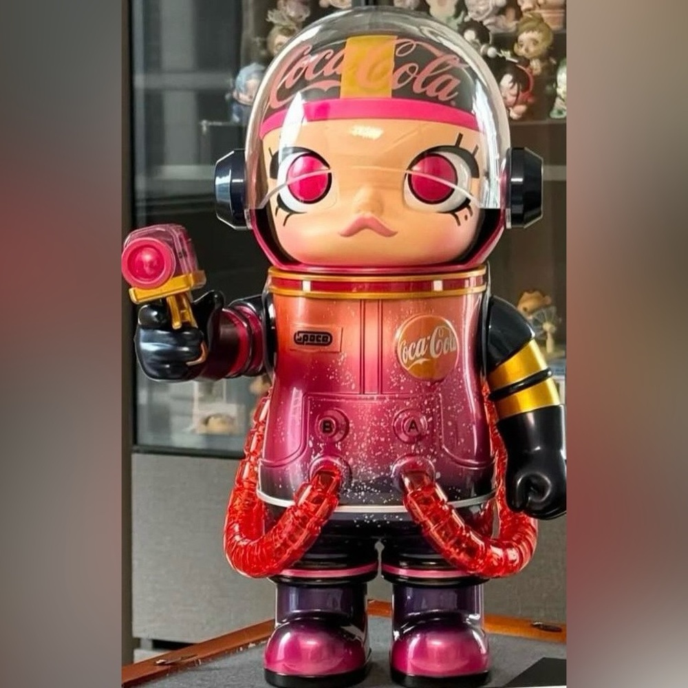 MEGA SPACE MOLLY 400% COCA-COLA VERSION 1 (V1 ) COLLECTIBLE - Picture 12 of 15